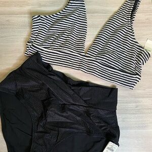 NWT Aerie Black and White Striped Bikini Size XL Top - Large Bottom